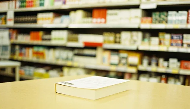办公用品供应中商品定制的两种处理方法及实际取舍